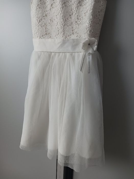 Biała sukienka okolicznościowa rozm. 140/146