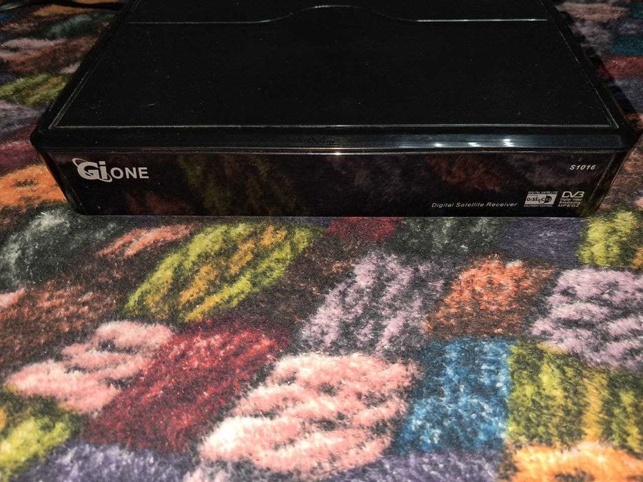 Спутниковый тюнер приемник  Gione S1016