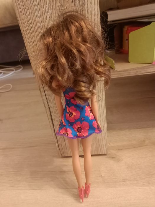 Lalki Barbie i Sunset Shimmer