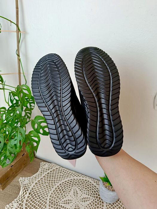 Damskie wsuwane buty sportowe 37 STQ czarne