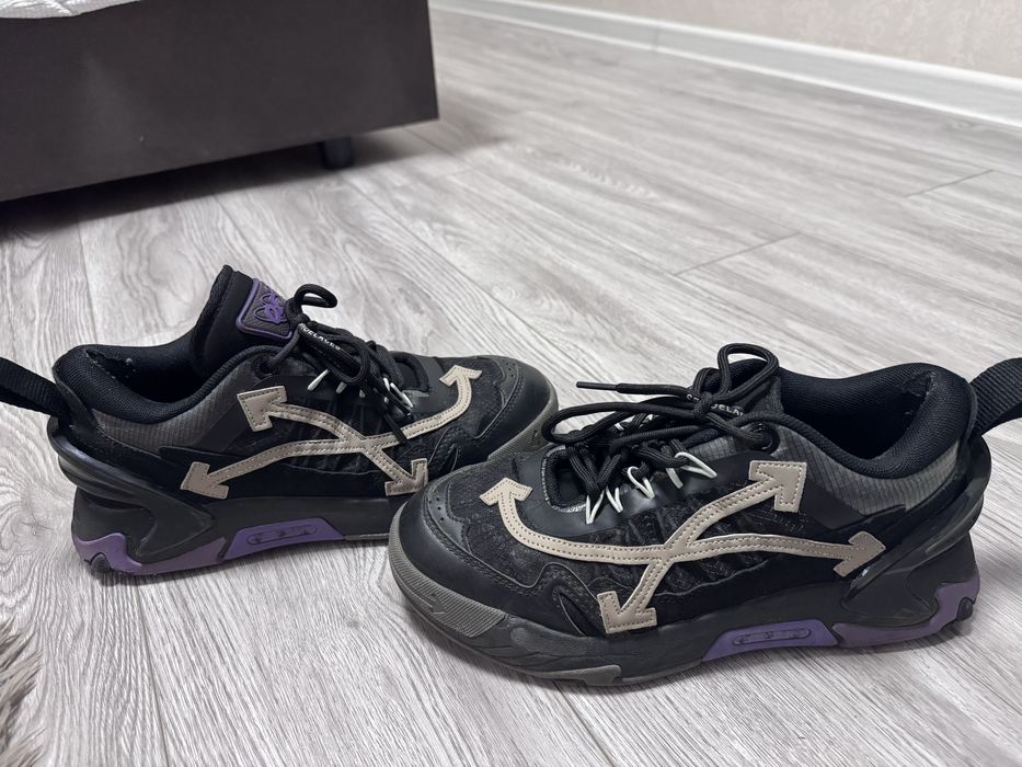 Off white odsy 2000 конд 8/10