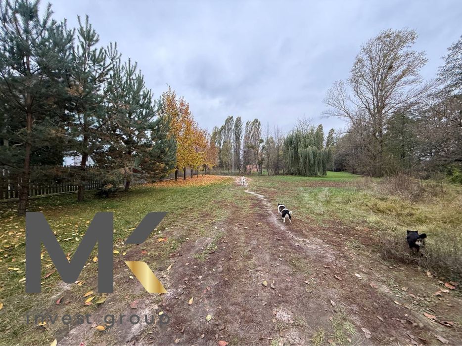 Будинок на першій лінії водосховища. Макарів. 45 соток простору і тиші