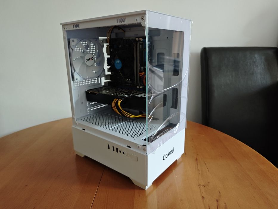 Komputer gamingowy Intel i5 GTX 970 SSD RGB e-sport akwarium