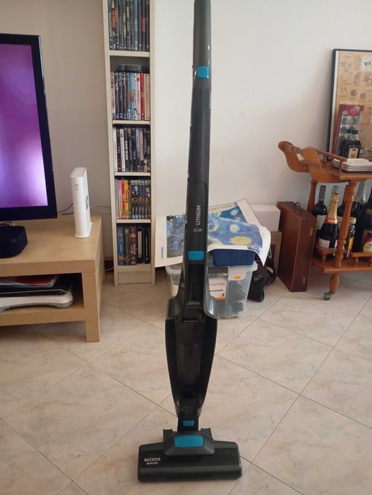 Aspirador Vertical BECKEN 2IN1