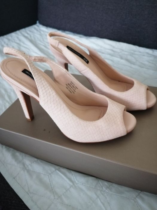 Sandałki skóra Next 37 nowe