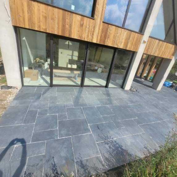 Wapień na Taras - Grey / Black / French. Kamień naturalny tarasowy! / POSADZKI / TARASY / ŚCIEŻKI / NAJNIŻSZE CENY