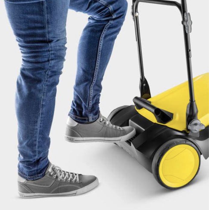 Подметальная машина, ручна Karcher S4 Twin