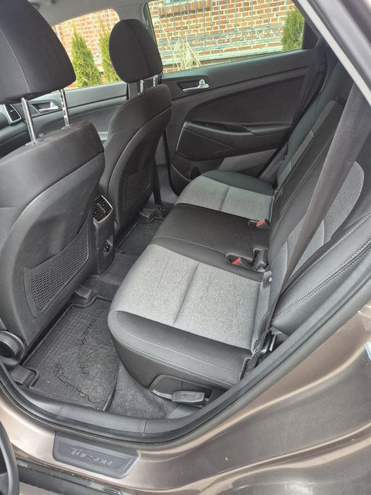 Hyundai tucson salon Polska