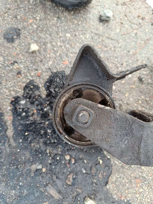 Продам запчастини на Джили СК