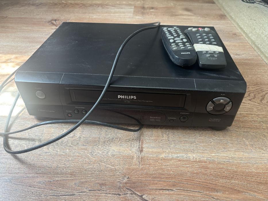 Magnetowid Philips VR485