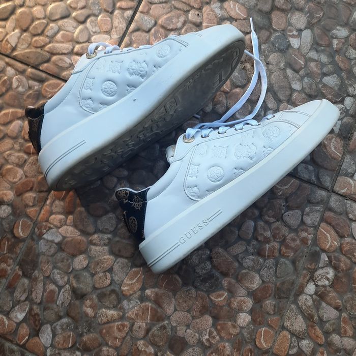 Buty damskie skórzane,ane guess