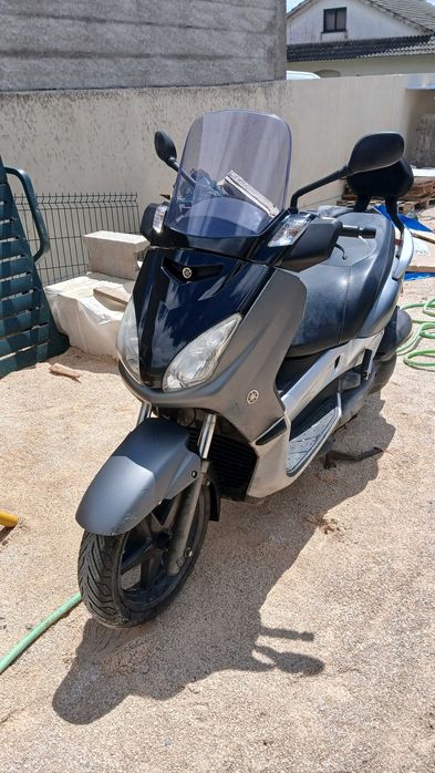 Mota yamaha x max 125