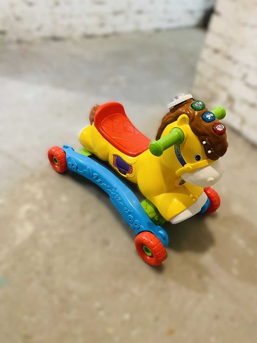 Vtech Interaktywny koń na biegunach zabawka