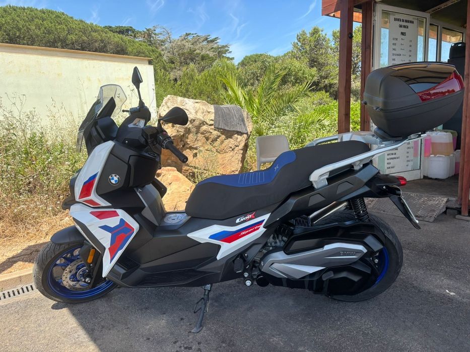 BMW C400X Sport Branca e Azul