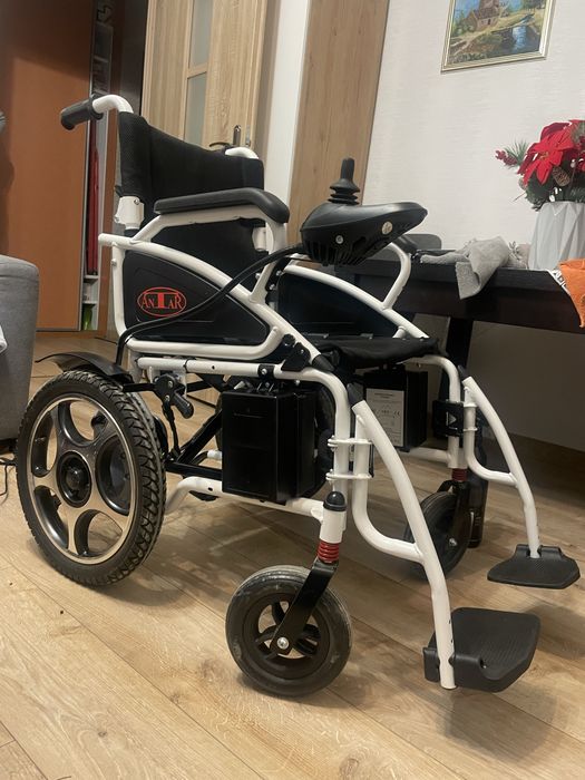 Elektryczny wózek ANTAR