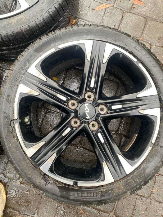 продам 3 диска Kia K5 GT  245/35/18 Pirelli P Zero