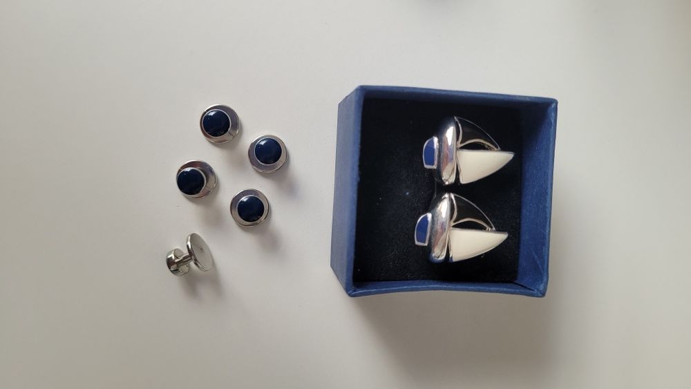 Zestaw spinki do mankietów żaglówki plus 5 guzików