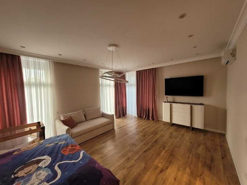 3-комнатная квартира по адресу Куликово поле пл. (площадь 136 м²) - Atlanta.ua - фото 3