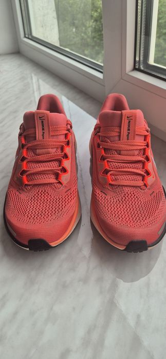 Кроссовки NIKE air zoom Pegasus р.35