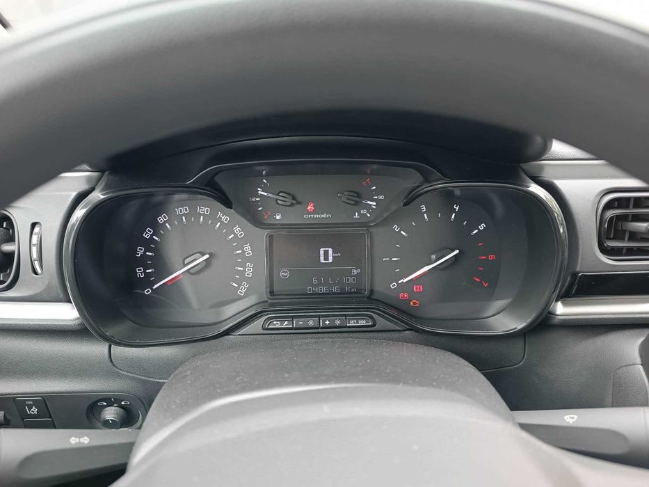 Citroën C3 1.2 PureTech matriculado em agosto de 2020, atualmente com 48.646 km.