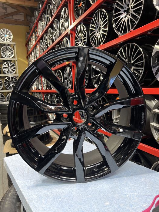 Komplet alufelg 5x114.3 19”