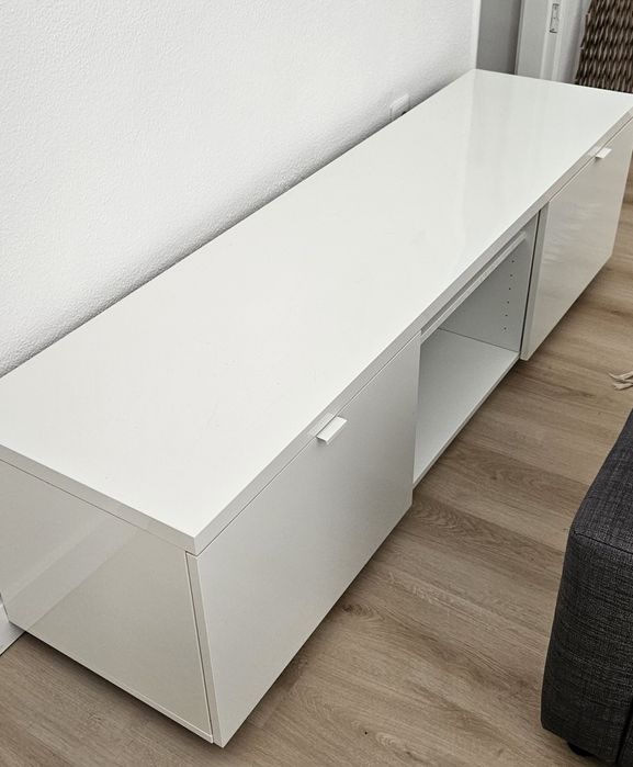 Móvel TV IKEA Byas - Branco