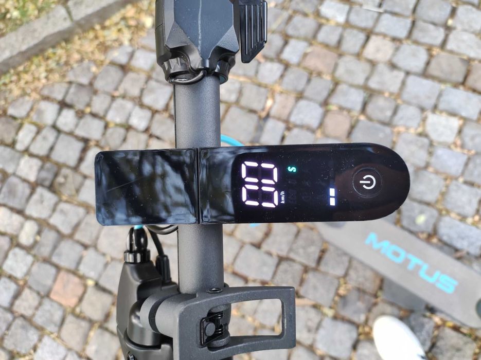 Hulajnoga Motus Scooty 10