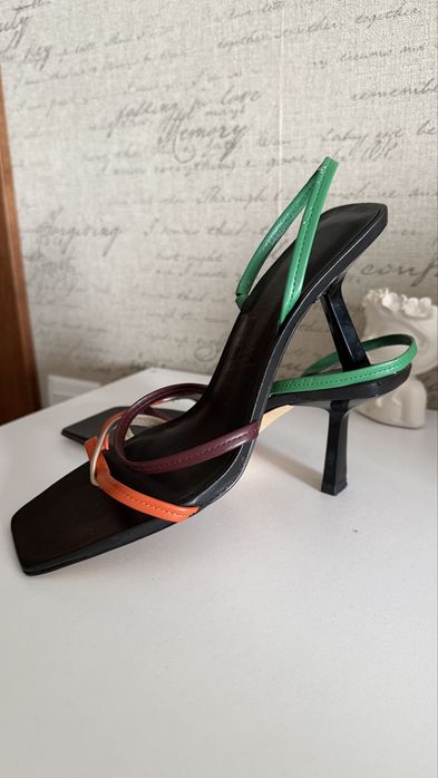 Жіночі Босоніжки Zara 38 розмір