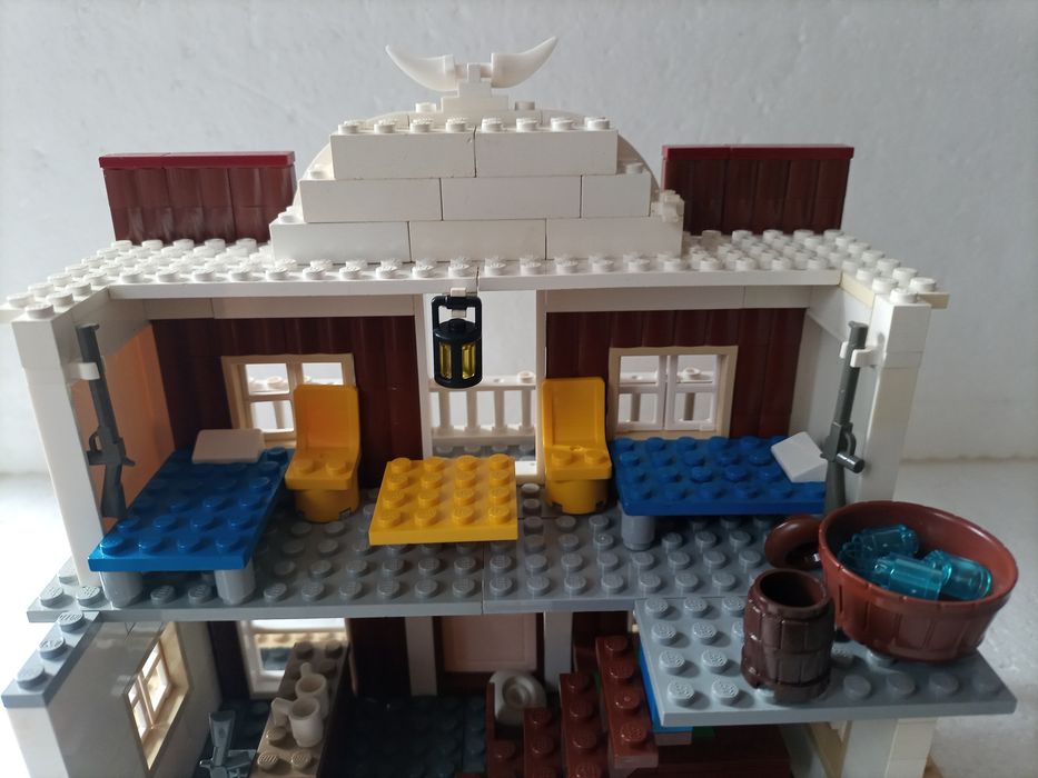 Klocki LEGO western-hotelo