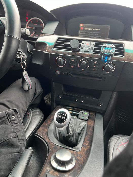 BMW E60 2004 року