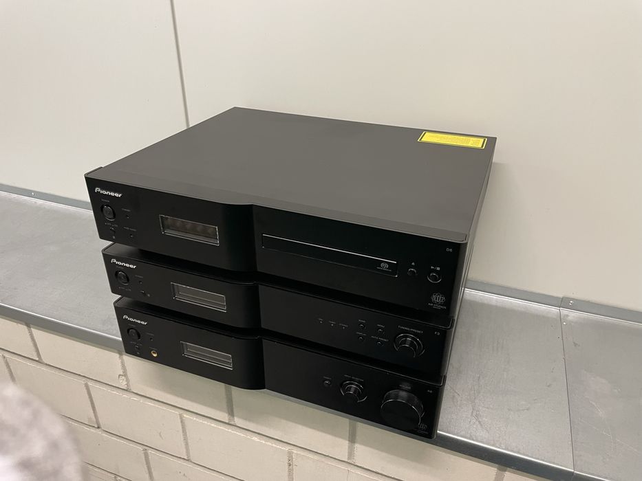 PIONEER HI-END - 2 generacja  — A-A6-J, F-F3-J, PD-D6MK2-K SACD Player