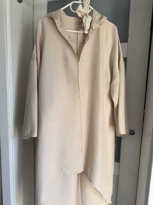 Beżowy komplet Shein S Narzutka z kapturem + Szerokie spodnie | Boho