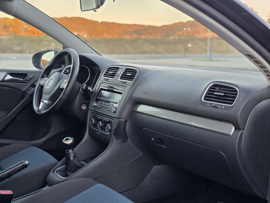 VW Golf 1.6 TDi Bluemotion (2011)