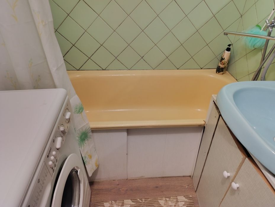 Продаж 2 кімн .кв 3/9  (Південний)"Сертифікат"