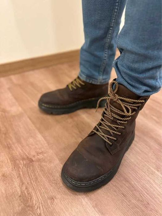 Dr. Martens Leather Boot64729820839553122