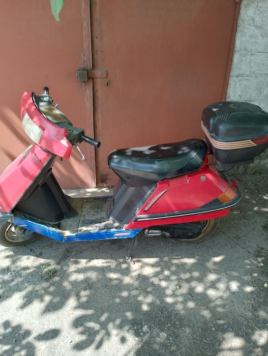 Продам робочій скутер
