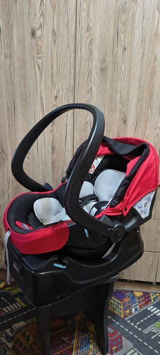 Автомобільне крісло Chicco.0-13 кг для маленьких діток до 1 року,торг.