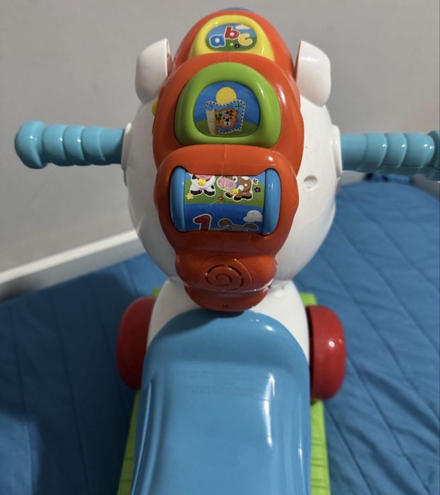 Cavalinho da clementoni, 3 em 1 (balança, andador e atividades)