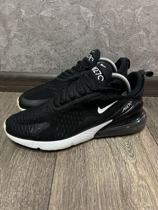 Nike Air Max 270