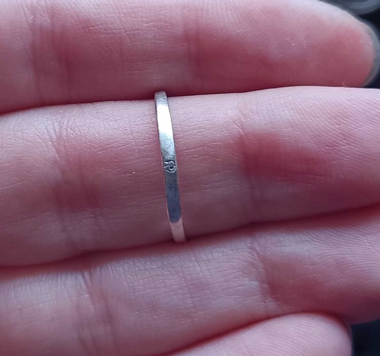 Srebrny pierścionek stokrotka Warmet Resovia