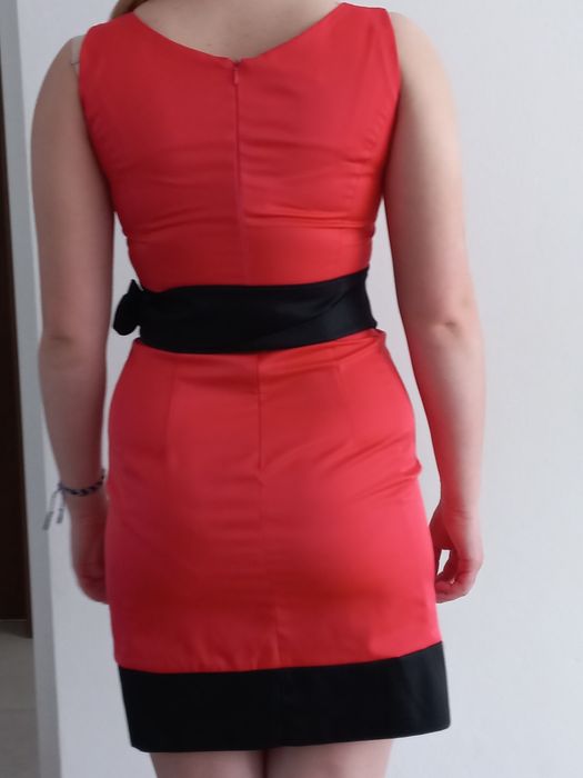 Sukienka elegancka łosiosiowa roz.38/M