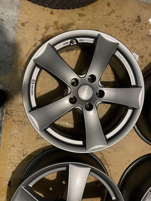 Felgi 17'' Audi Skoda Seat VW Jak nowe 5x112 7x17 ET37