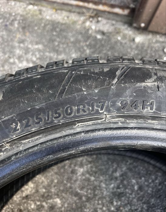 Opony zimowe r17 225/50