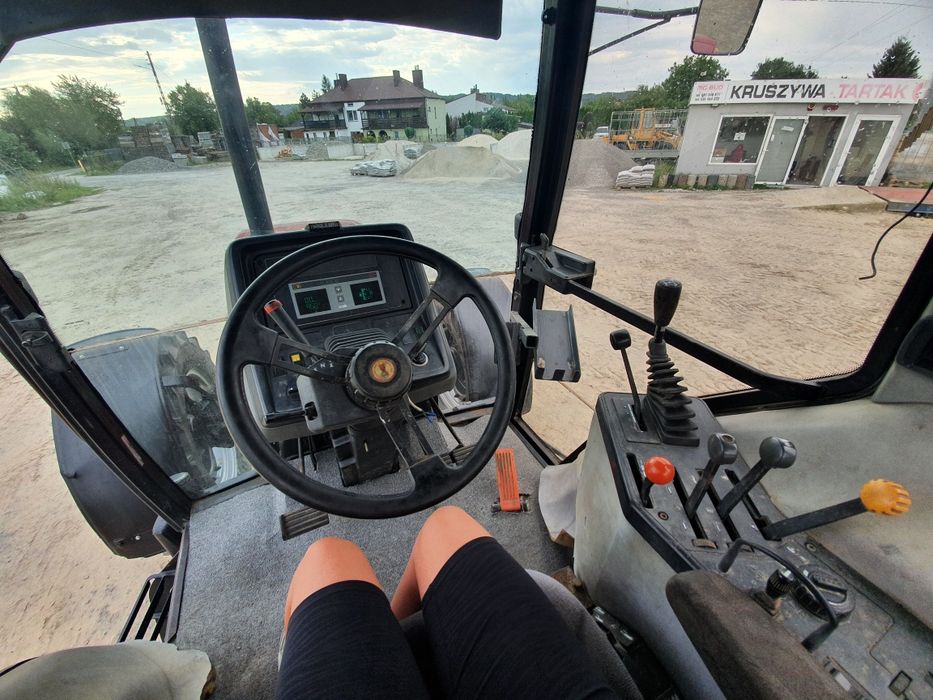 Traktor Case 5130 Maxxtrac