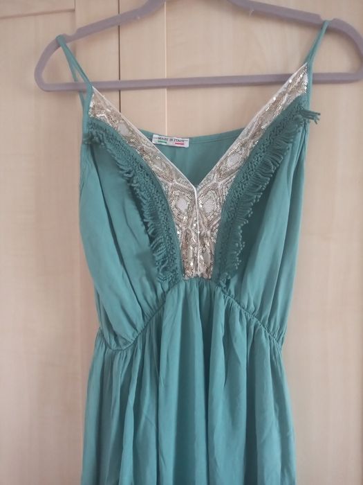 Włoska długa sukienka made in Italia