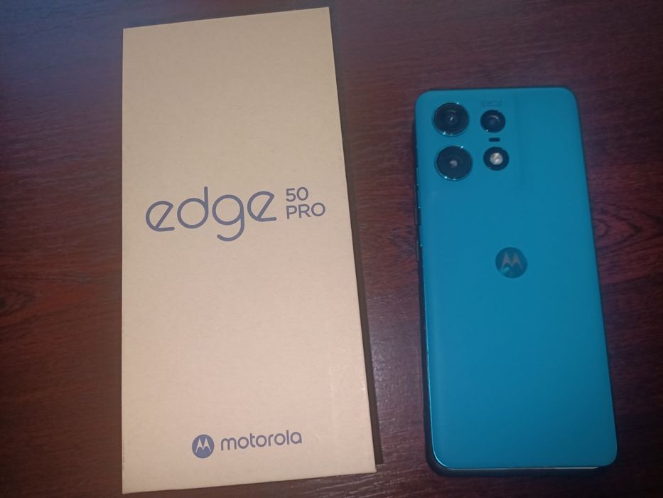 Moto edge 50 pro