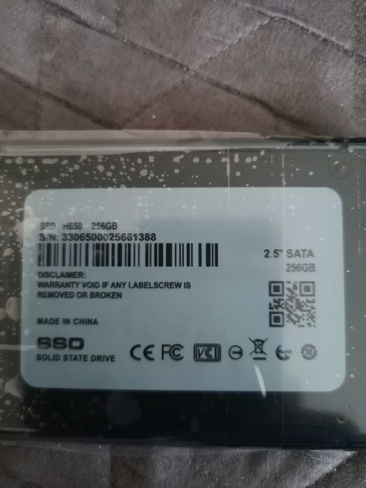 Caixa externa com Disco Rígido SSD 256 GB  (novo)