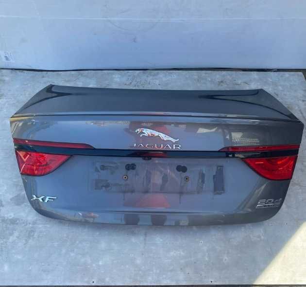 JAGUAR XF X260 Кришка багажника