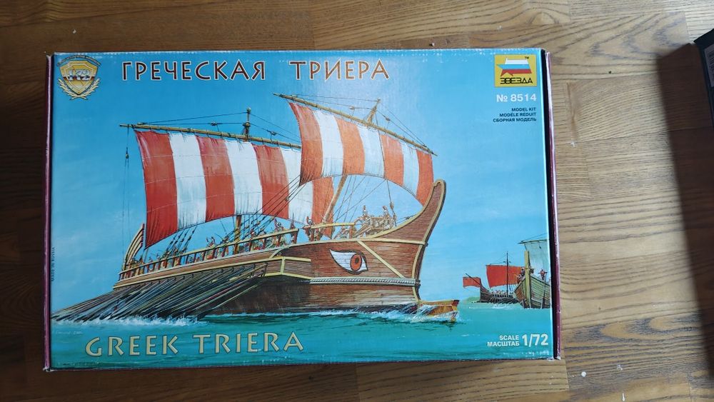 ZVEZDA Greek Triera 1/72 niezłożony