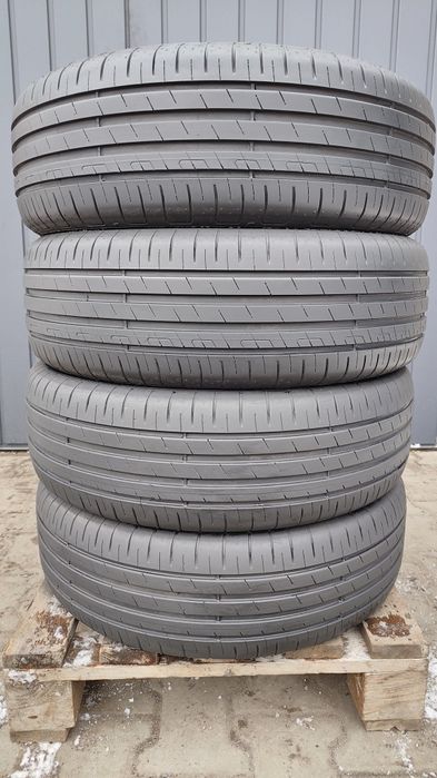 205/60/16 GoodYear Efficient Grip Performance komplet